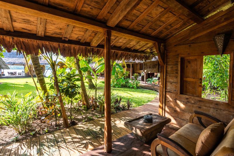 Ratua Private Island Resort Aimbuei Bay Exteriör bild