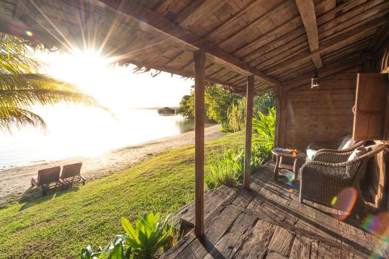Ratua Private Island Resort Aimbuei Bay Exteriör bild