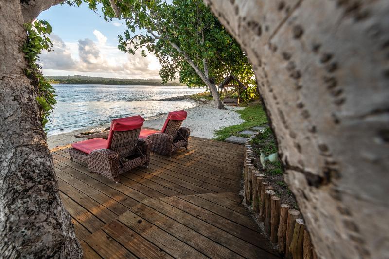 Ratua Private Island Resort Aimbuei Bay Exteriör bild